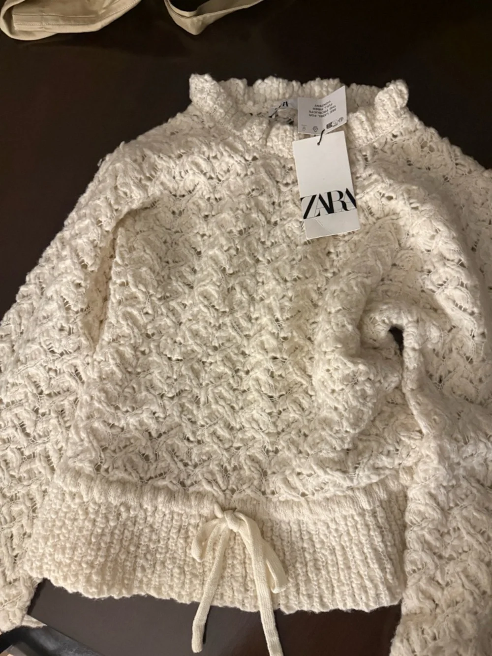 Zara Cream Textured Knit Short-Sleeve Sweater with Drawstring - Picture 6 of 6